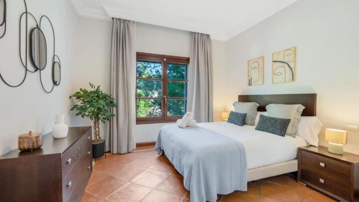 Chalet de 5 habitaciones en La Zagaleta en venta con piscina garaje - 6.490.000 € (Ref: 9802532)