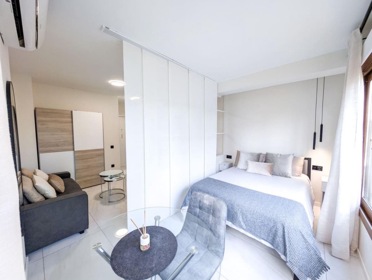 1 camera da letto Monolocale in vendita in Nueva Andalucia con piscina garage - 275.000 € (Rif: 9824624)