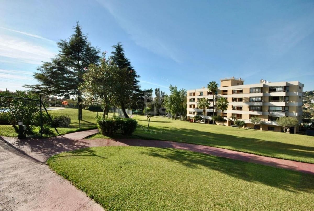 1 camera da letto Monolocale in vendita in Nueva Andalucia con piscina garage - 275.000 € (Rif: 9824624)