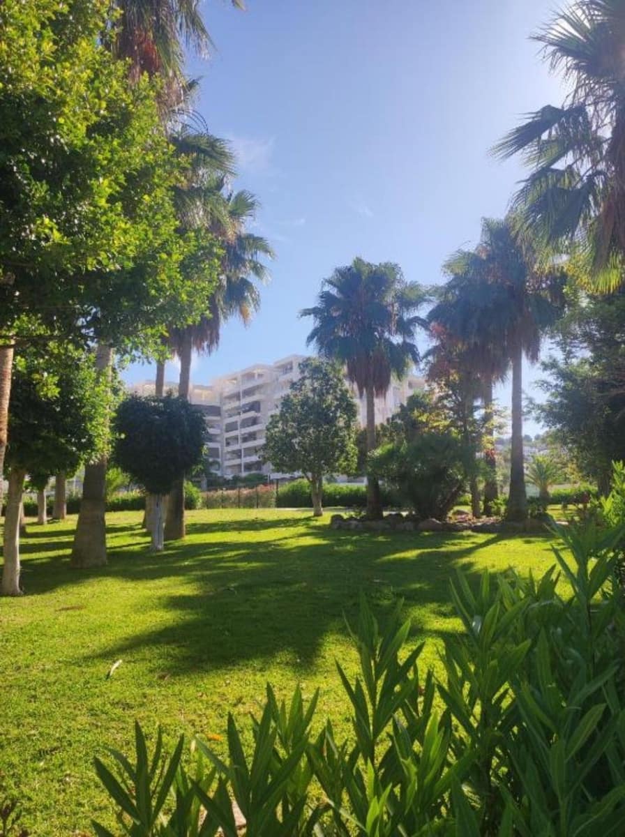 1 camera da letto Monolocale in vendita in Nueva Andalucia con piscina garage - 275.000 € (Rif: 9824624)