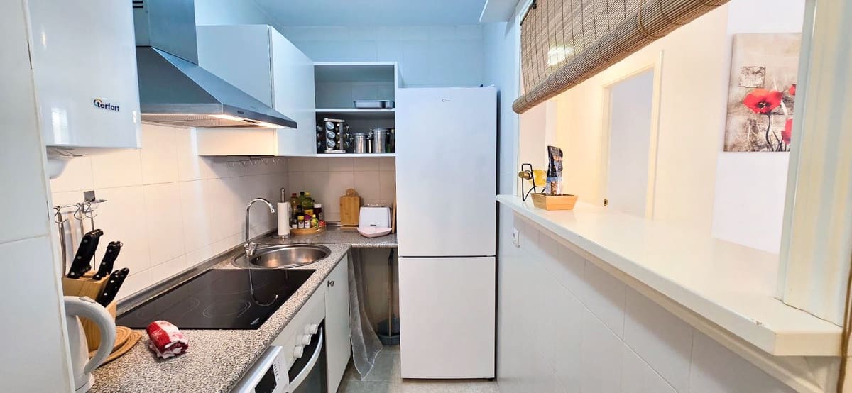 2 sovrum Lägenhet för semesterbostäder i Manilva med pool garage - 550 € (Ref: 9939284)