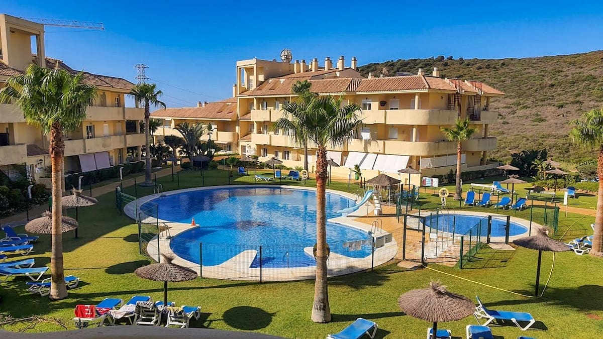 2 sovrum Lägenhet för semesterbostäder i Manilva med pool garage - 550 € (Ref: 9939284)