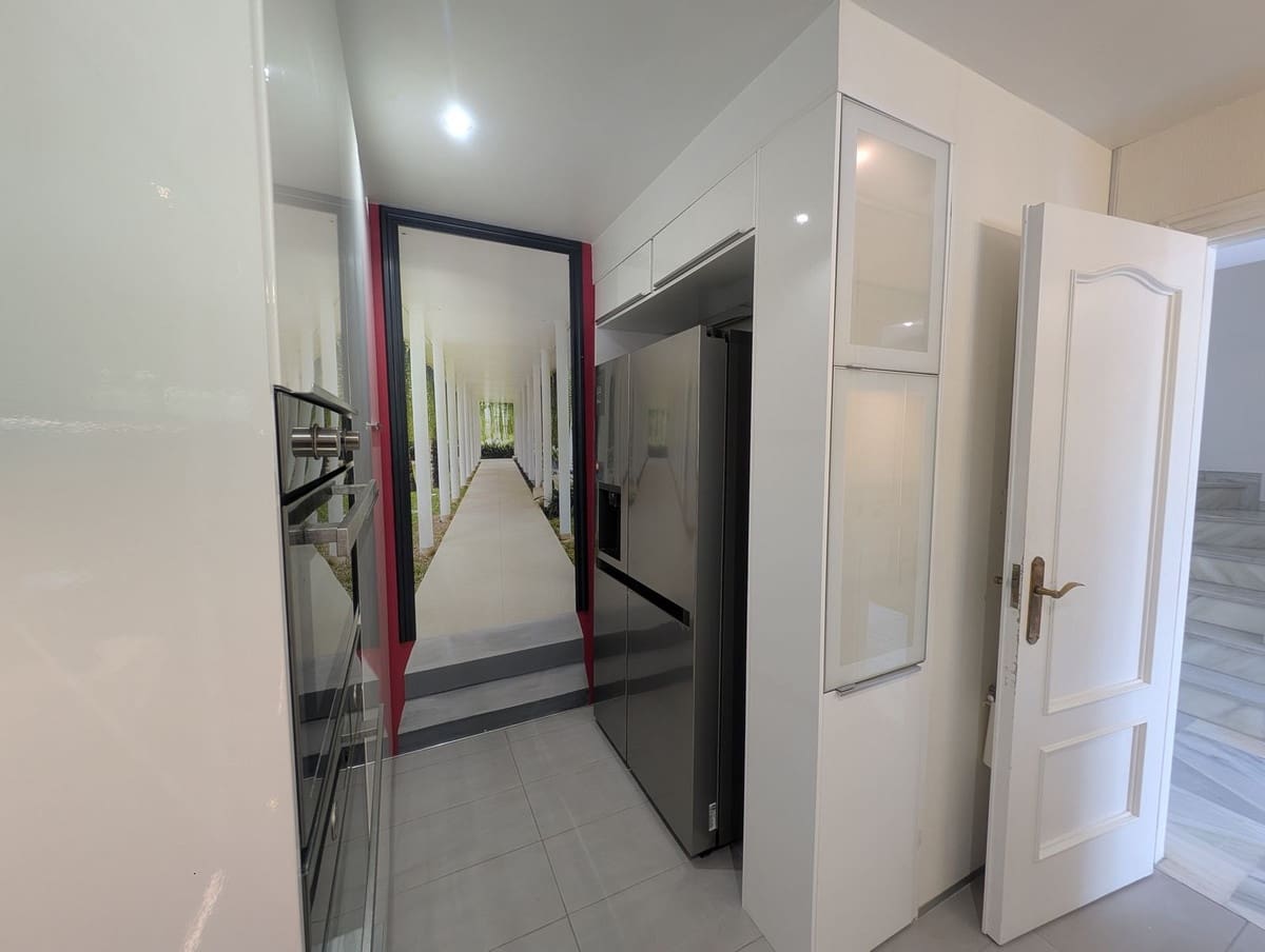   3 soveværelse   ferieByhus i Atalaya-Isdabe   med   swimmingpool  garage  - € 600 (Ref: 9946654)