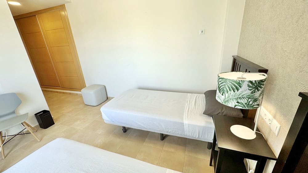 2 makuuhuone Huoneisto myytävänä paikassa Hacienda del Alamo mukana uima-altaan 
autotalli - 159 950 € (Ref: 10007865)