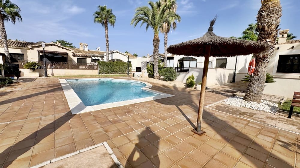 1 bedroom Villa for sale in Hacienda del Alamo with pool garage - € 149,950 (Ref: 10014234)