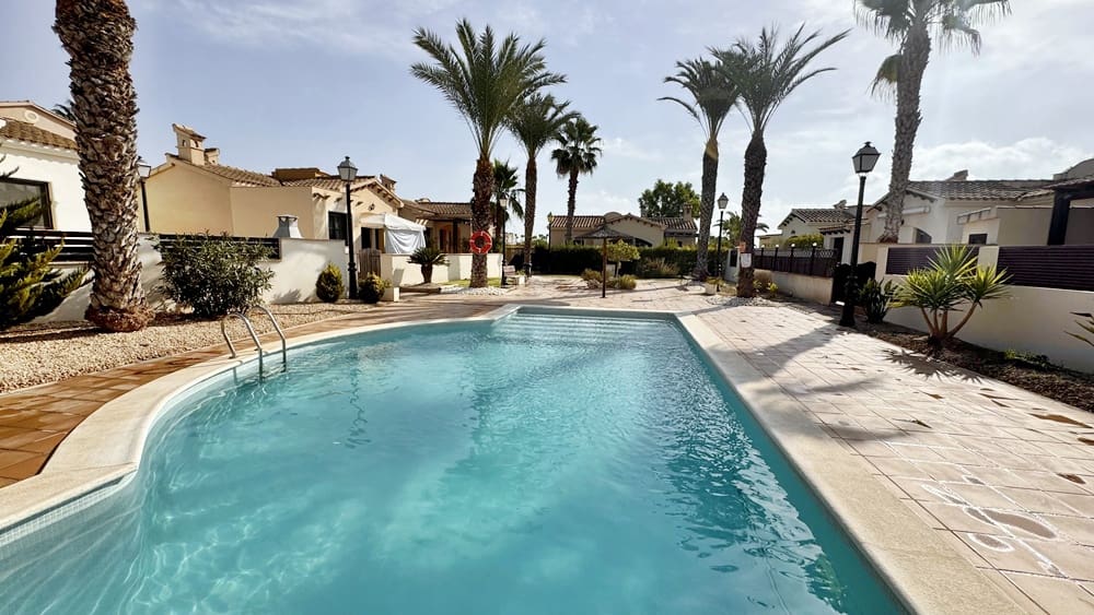 1 bedroom Villa for sale in Hacienda del Alamo with pool garage - € 149,950 (Ref: 10014234)