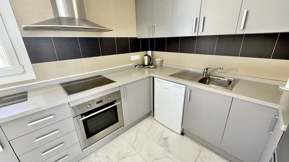 Apartamento de 2 habitaciones en Hacienda del Alamo en venta con piscina garaje - 199.950 € (Ref: 10021444)