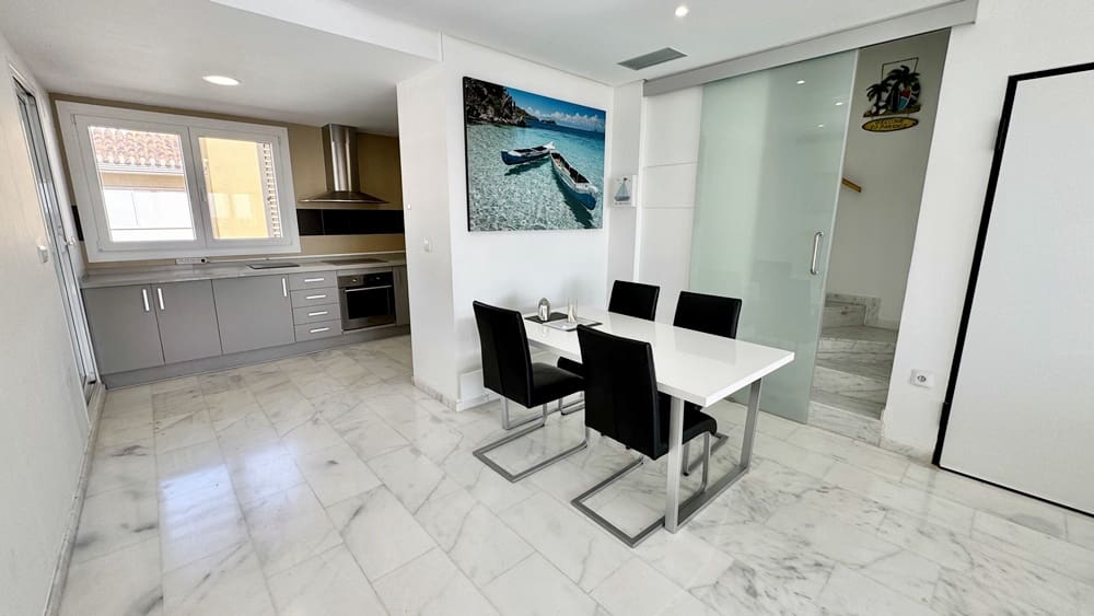 Apartamento de 2 habitaciones en Hacienda del Alamo en venta con piscina garaje - 199.950 € (Ref: 10021444)