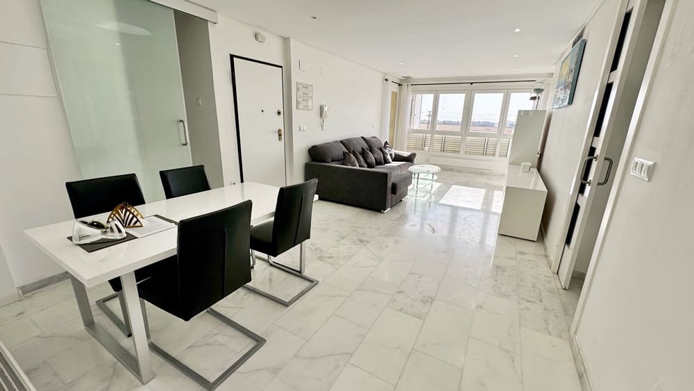 Apartamento de 2 habitaciones en Hacienda del Alamo en venta con piscina garaje - 199.950 € (Ref: 10021444)