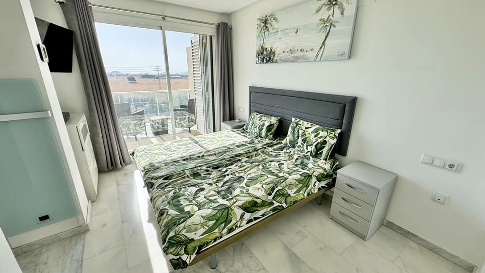 Apartamento de 2 habitaciones en Hacienda del Alamo en venta con piscina garaje - 199.950 € (Ref: 10021444)