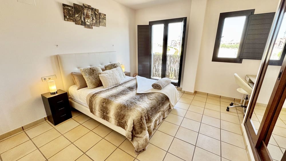 3 sypialnia Apartament na sprzedaż w Hacienda del Alamo z basenem garażem - 189 950 € (Ref: 10024435)