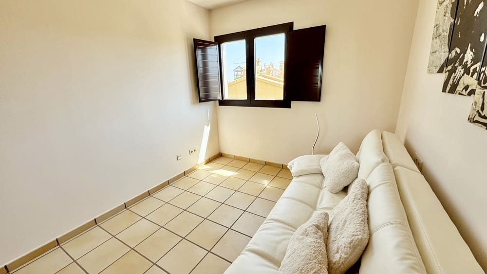 3 sypialnia Apartament na sprzedaż w Hacienda del Alamo z basenem garażem - 189 950 € (Ref: 10024435)