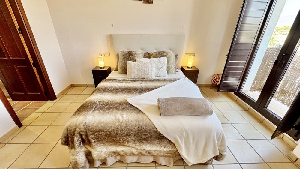 3 sypialnia Apartament na sprzedaż w Hacienda del Alamo z basenem garażem - 189 950 € (Ref: 10024435)