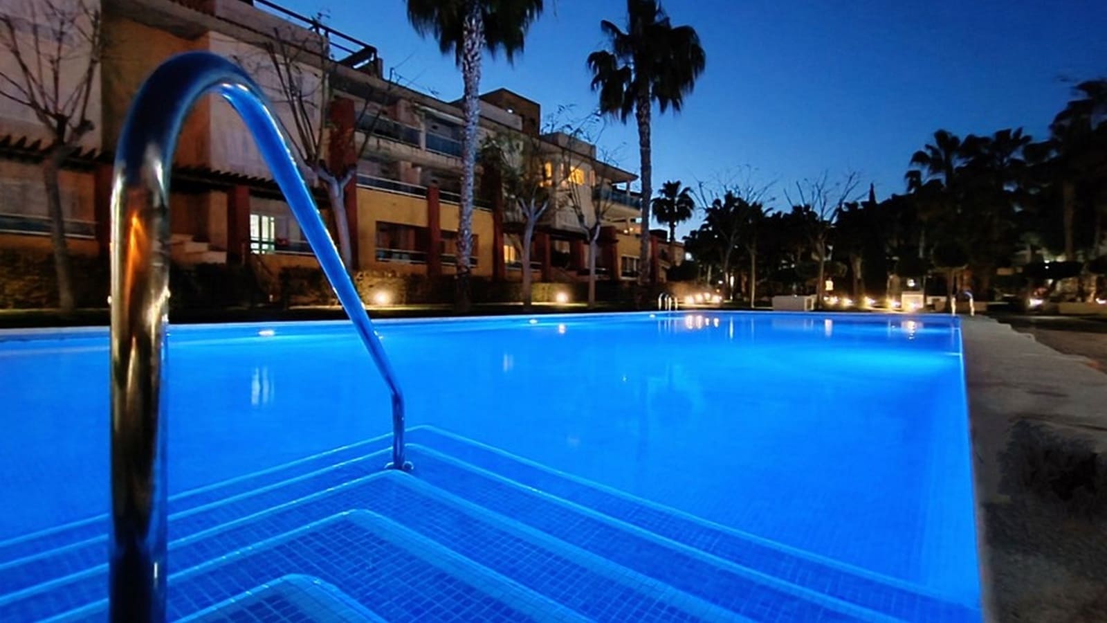 2 bedroom Apartment for sale in Hacienda del Alamo with pool garage - € 189,900 (Ref: 10024580)
