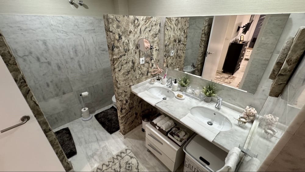 3 bedroom Apartment for sale in Hacienda del Alamo with pool garage - € 259,950 (Ref: 10024798)