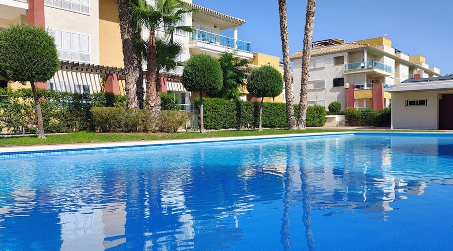 3 bedroom Apartment for sale in Hacienda del Alamo with pool garage - € 259,950 (Ref: 10024798)