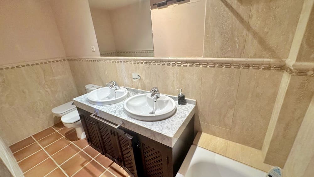 2 bedroom Apartment for sale in Hacienda del Alamo with pool garage - € 174,950 (Ref: 10024802)