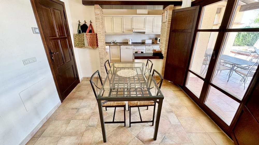 Chalet de 3 habitaciones en Hacienda del Alamo en venta con piscina garaje - 455.000 € (Ref: 10026255)