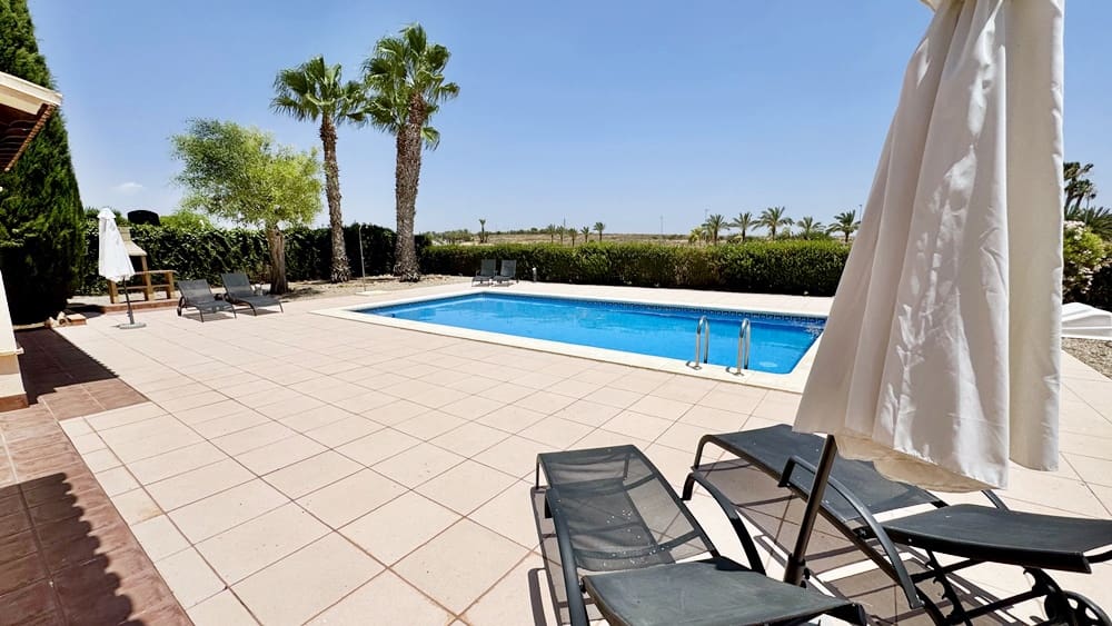 Chalet de 3 habitaciones en Hacienda del Alamo en venta con piscina garaje - 455.000 € (Ref: 10026255)