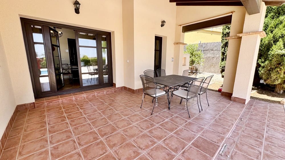 Chalet de 3 habitaciones en Hacienda del Alamo en venta con piscina garaje - 455.000 € (Ref: 10026255)