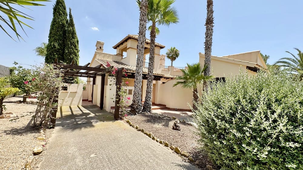 Chalet de 3 habitaciones en Hacienda del Alamo en venta con piscina garaje - 455.000 € (Ref: 10026255)