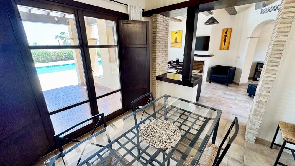 Chalet de 3 habitaciones en Hacienda del Alamo en venta con piscina garaje - 455.000 € (Ref: 10026255)