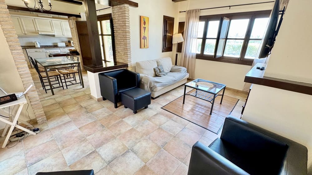 Chalet de 3 habitaciones en Hacienda del Alamo en venta con piscina garaje - 455.000 € (Ref: 10026255)