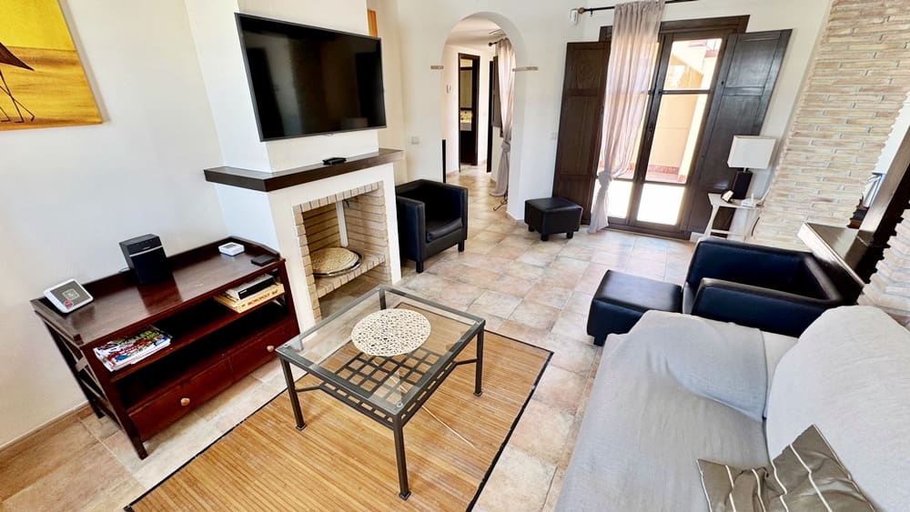 Chalet de 3 habitaciones en Hacienda del Alamo en venta con piscina garaje - 455.000 € (Ref: 10026255)