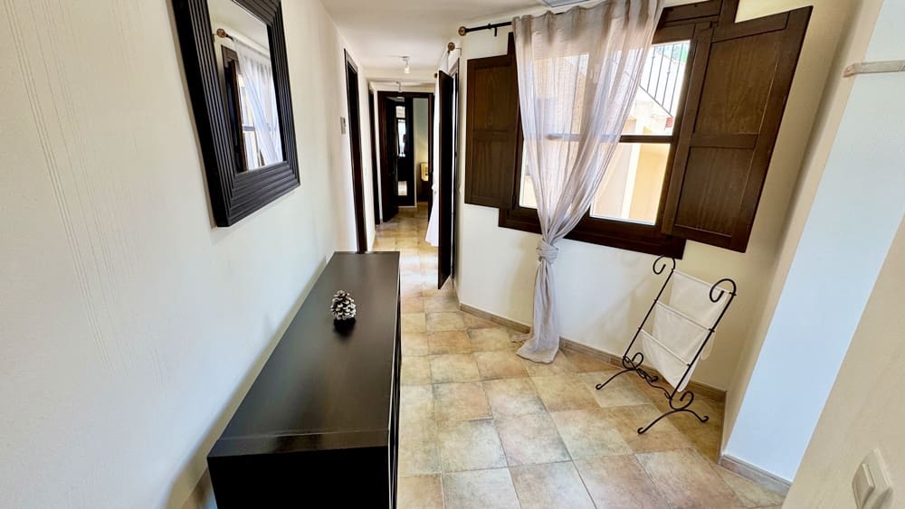 Chalet de 3 habitaciones en Hacienda del Alamo en venta con piscina garaje - 455.000 € (Ref: 10026255)