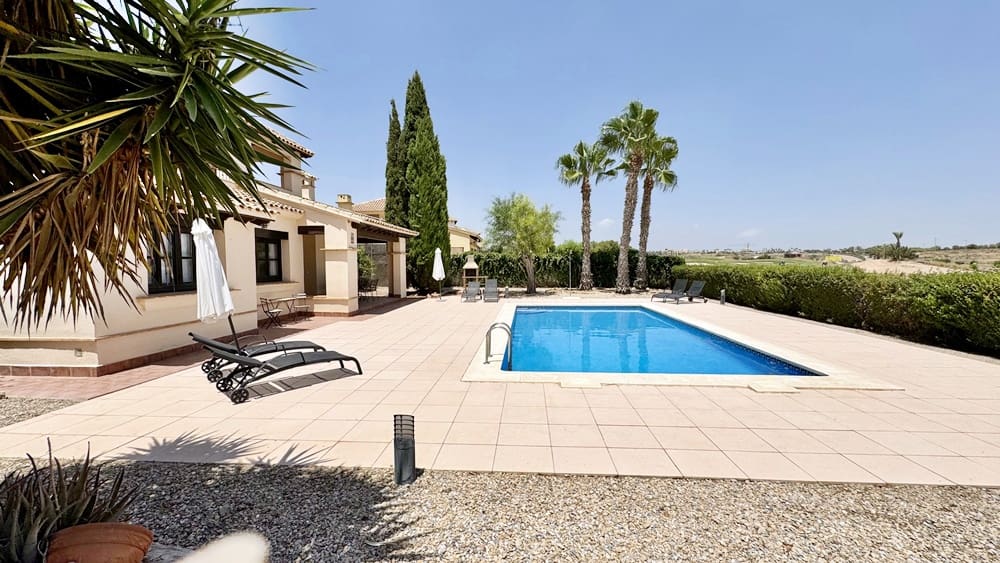 Chalet de 3 habitaciones en Hacienda del Alamo en venta con piscina garaje - 455.000 € (Ref: 10026255)
