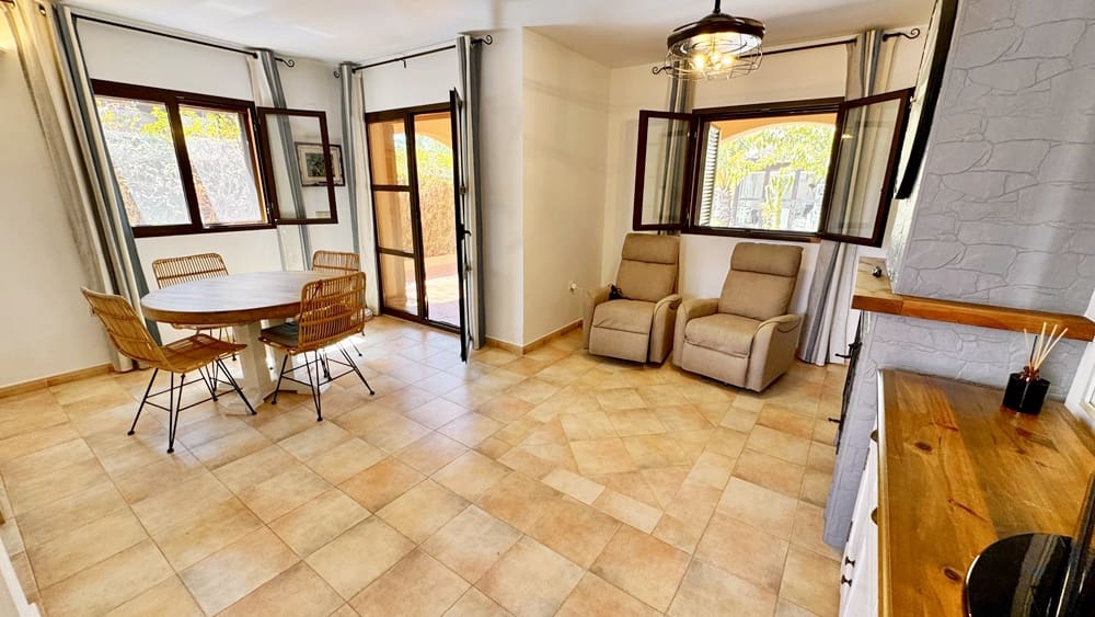 2 chambre Villa/Maison à vendre à Hacienda del Alamo avec piscine garage - 229 950 € (Ref: 10052154)