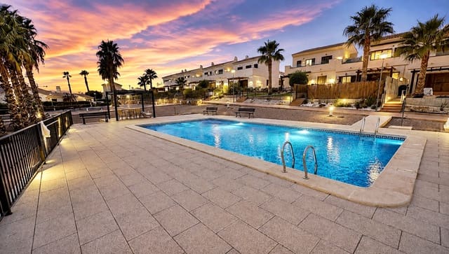 3 makuuhuone Huvila myytävänä paikassa Hacienda del Alamo, Fuente Alamo de Murcia mukana uima-altaan 
autotalli - 335 000 € (Ref: 10054335)