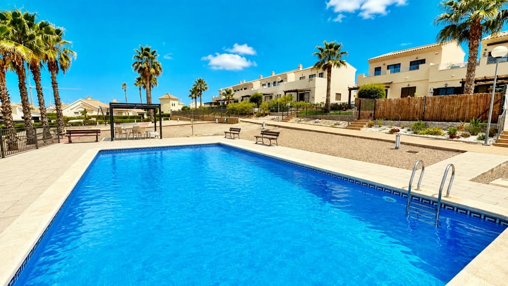 3 sovrum Villa till salu i Hacienda del Alamo med pool garage - 335 000 € (Ref: 10054335)