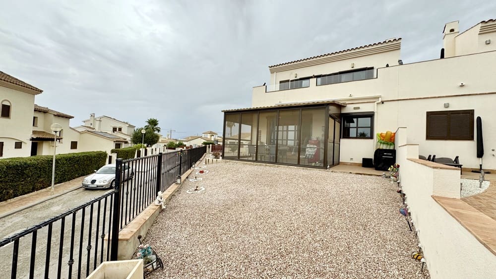 3 sovrum Villa till salu i Hacienda del Alamo med pool garage - 335 000 € (Ref: 10054335)