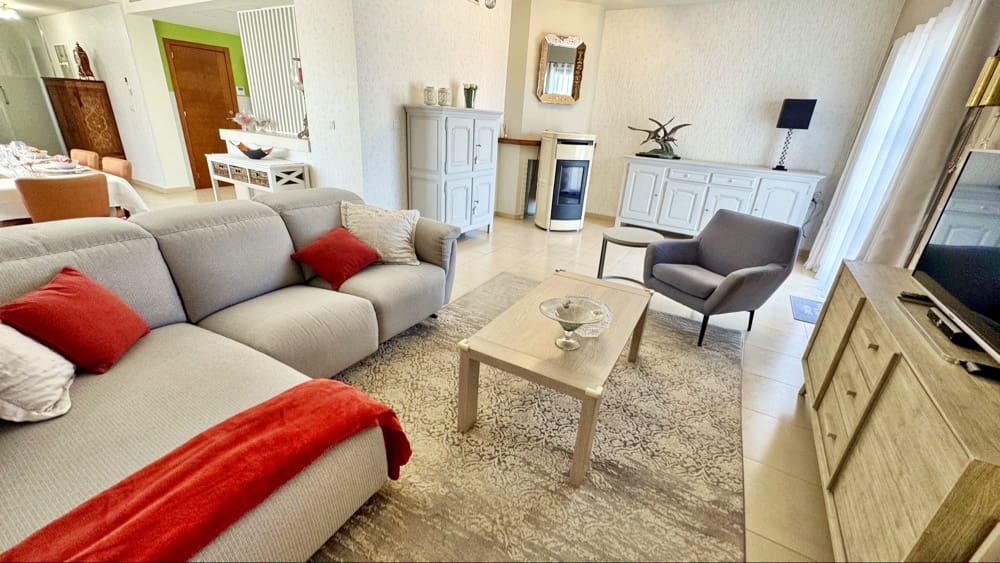 3 makuuhuone Huvila myytävänä paikassa Hacienda del Alamo mukana uima-altaan 
autotalli - 595 000 € (Ref: 10070194)