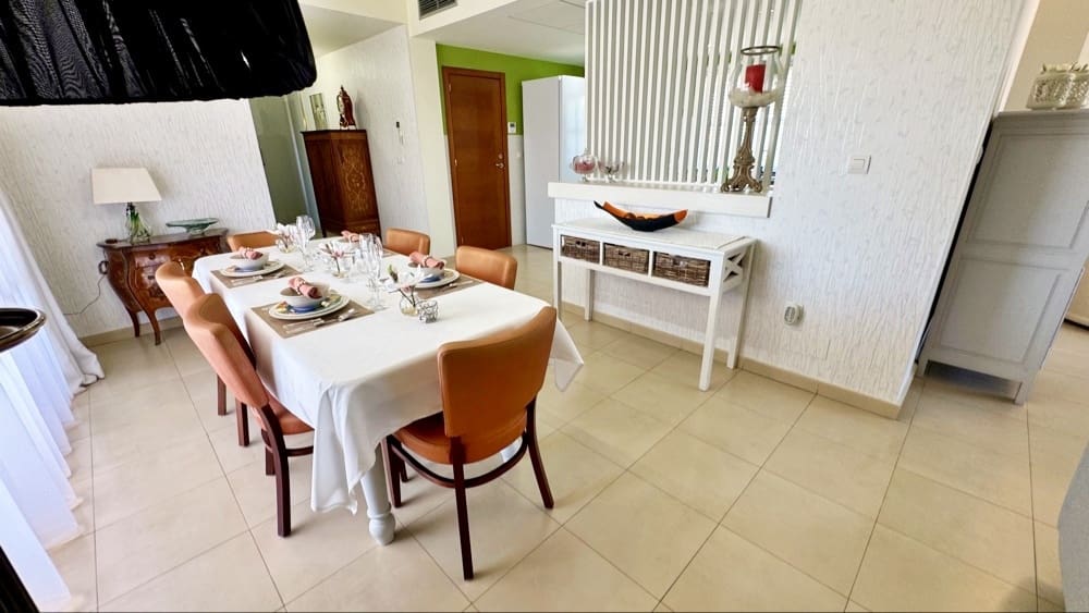 3 makuuhuone Huvila myytävänä paikassa Hacienda del Alamo mukana uima-altaan 
autotalli - 595 000 € (Ref: 10070194)