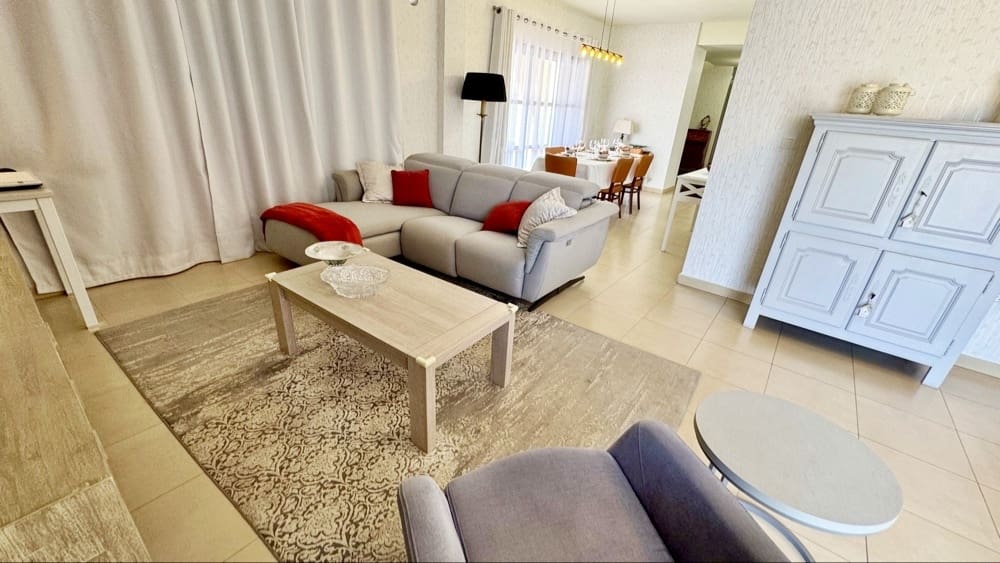 3 makuuhuone Huvila myytävänä paikassa Hacienda del Alamo mukana uima-altaan 
autotalli - 595 000 € (Ref: 10070194)