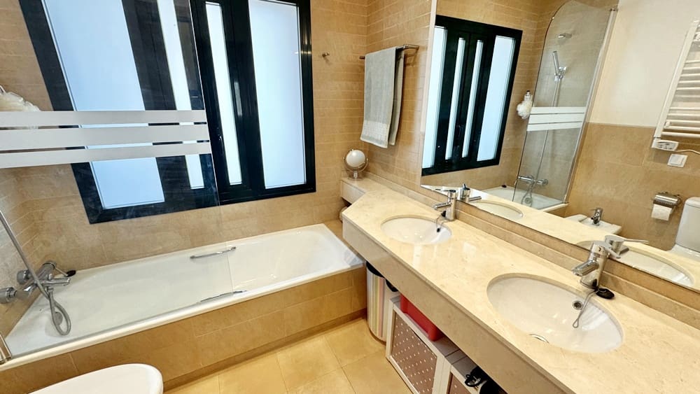 2 Zimmer Apartment zu verkaufen in Hacienda del Alamo mit Pool Garage - 179.950 € (Ref: 10076989)