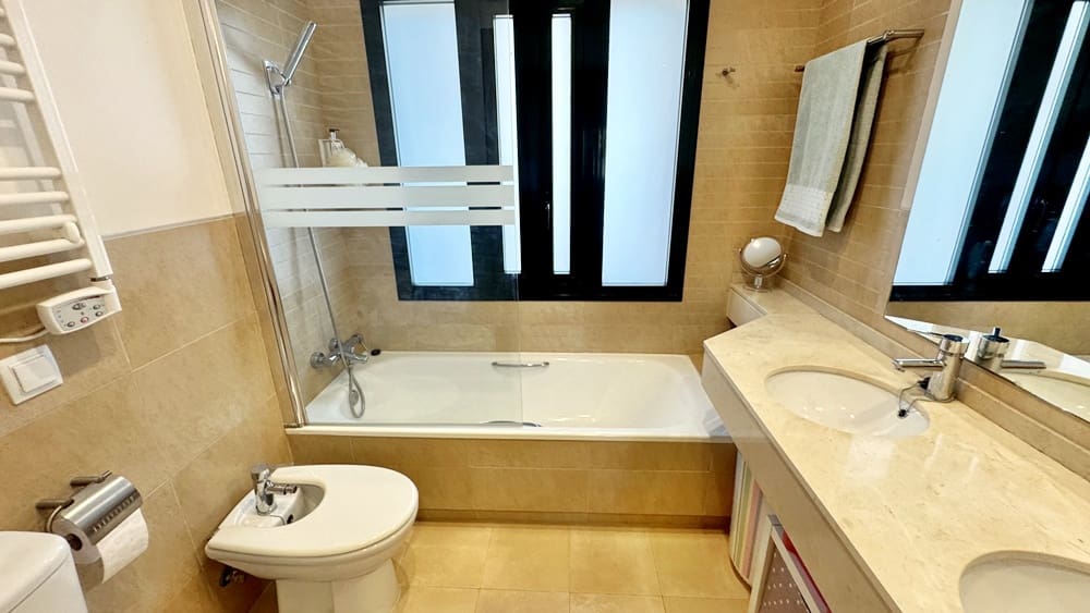 2 Zimmer Apartment zu verkaufen in Hacienda del Alamo mit Pool Garage - 179.950 € (Ref: 10076989)