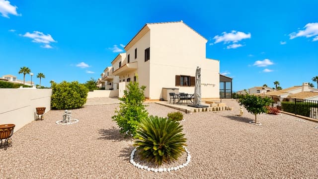Chalet de 3 habitaciones en Hacienda del Alamo, Fuente Alamo de Murcia en venta con piscina garaje - 335.000 € (Ref: 10081508)
