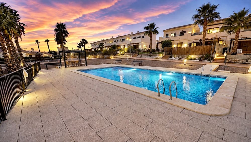 3 quarto Moradia para venda em Hacienda del Alamo com piscina garagem - 335 000 € (Ref: 10081508)