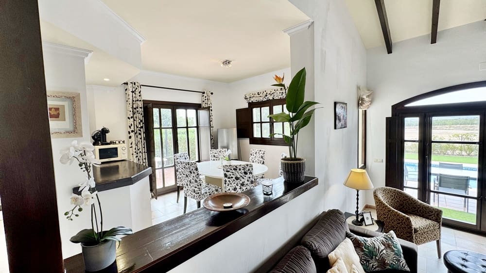 2 slaapkamer Villa te koop in Hacienda del Alamo met zwembad garage - € 455.000 (Ref: 10120263)