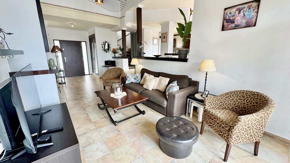2 slaapkamer Villa te koop in Hacienda del Alamo met zwembad garage - € 455.000 (Ref: 10120263)