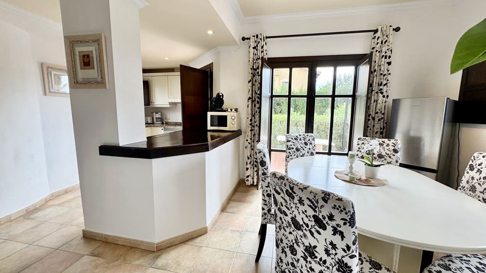 2 slaapkamer Villa te koop in Hacienda del Alamo met zwembad garage - € 455.000 (Ref: 10120263)