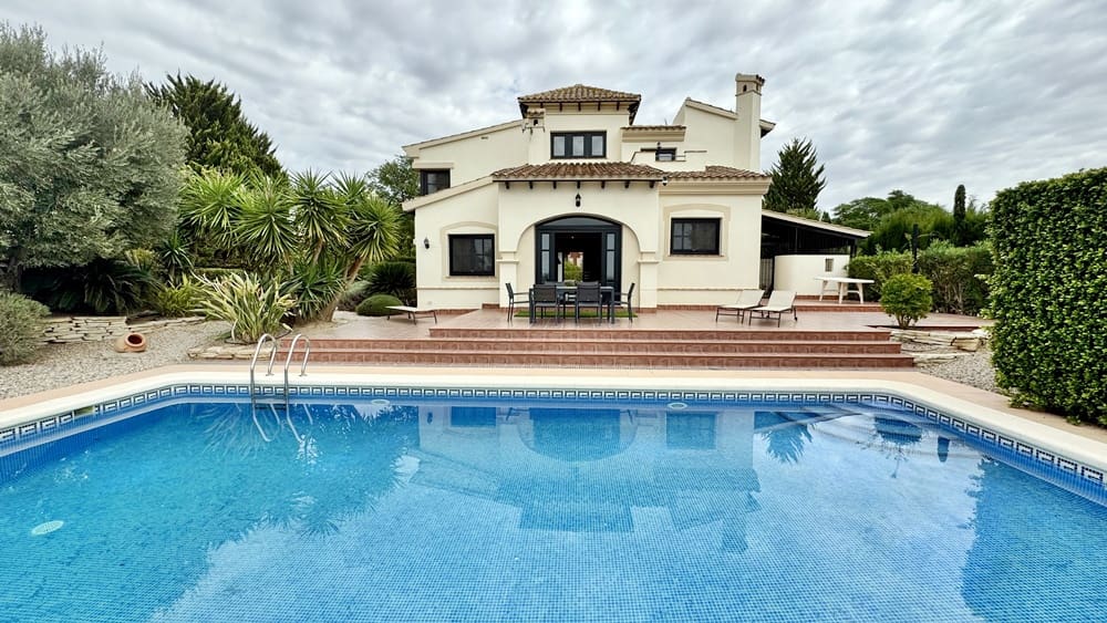 2 slaapkamer Villa te koop in Hacienda del Alamo met zwembad garage - € 455.000 (Ref: 10120263)