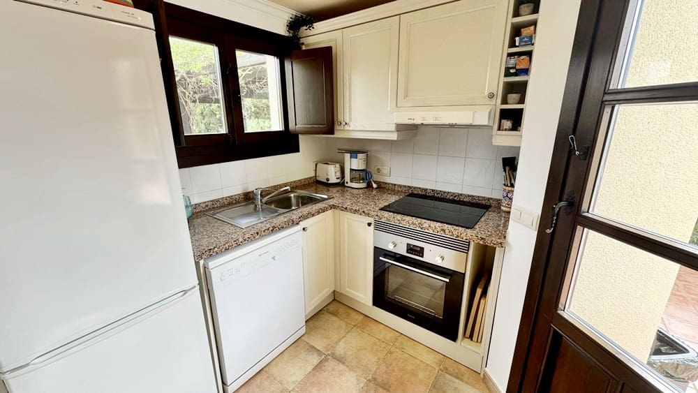 2 slaapkamer Villa te koop in Hacienda del Alamo met zwembad garage - € 455.000 (Ref: 10120263)