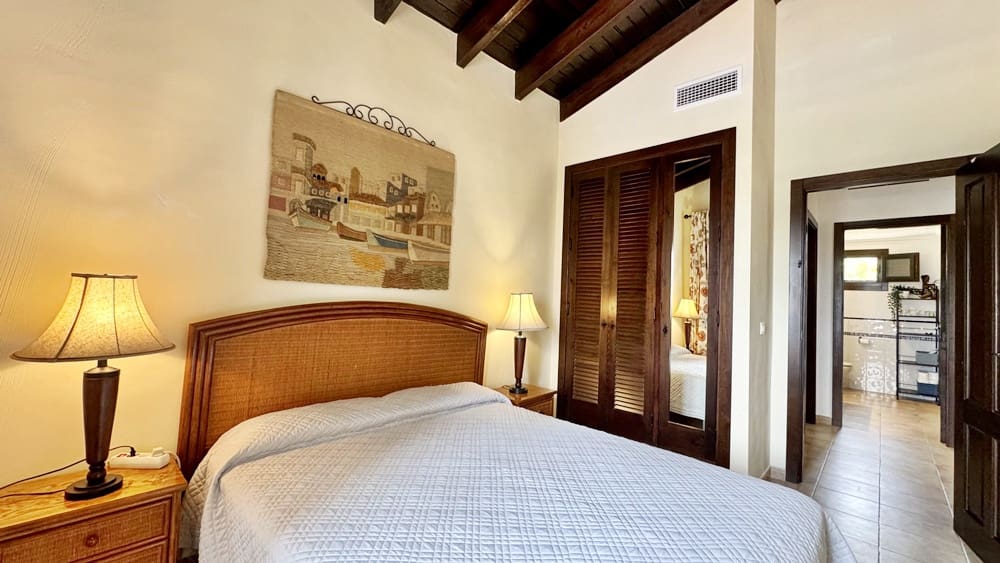 2 slaapkamer Villa te koop in Hacienda del Alamo met zwembad garage - € 455.000 (Ref: 10120263)