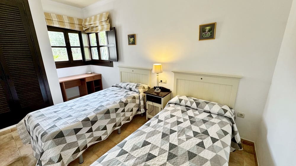 2 slaapkamer Villa te koop in Hacienda del Alamo met zwembad garage - € 455.000 (Ref: 10120263)