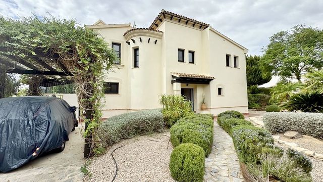 2 slaapkamer Villa te koop in Hacienda del Alamo, Fuente Alamo de Murcia met zwembad garage - € 455.000 (Ref: 10120263)