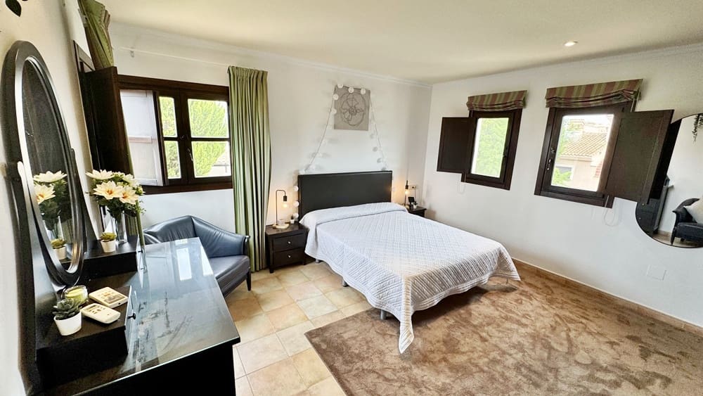 2 slaapkamer Villa te koop in Hacienda del Alamo met zwembad garage - € 455.000 (Ref: 10120263)
